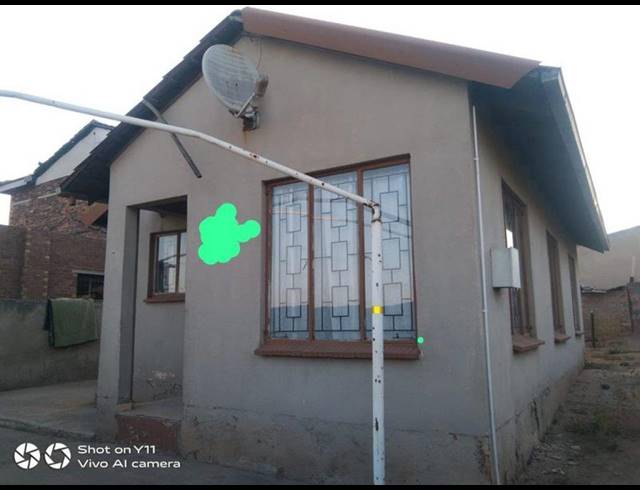 3 BEDROOM HOUSE FOR SALE IN PHUMULA